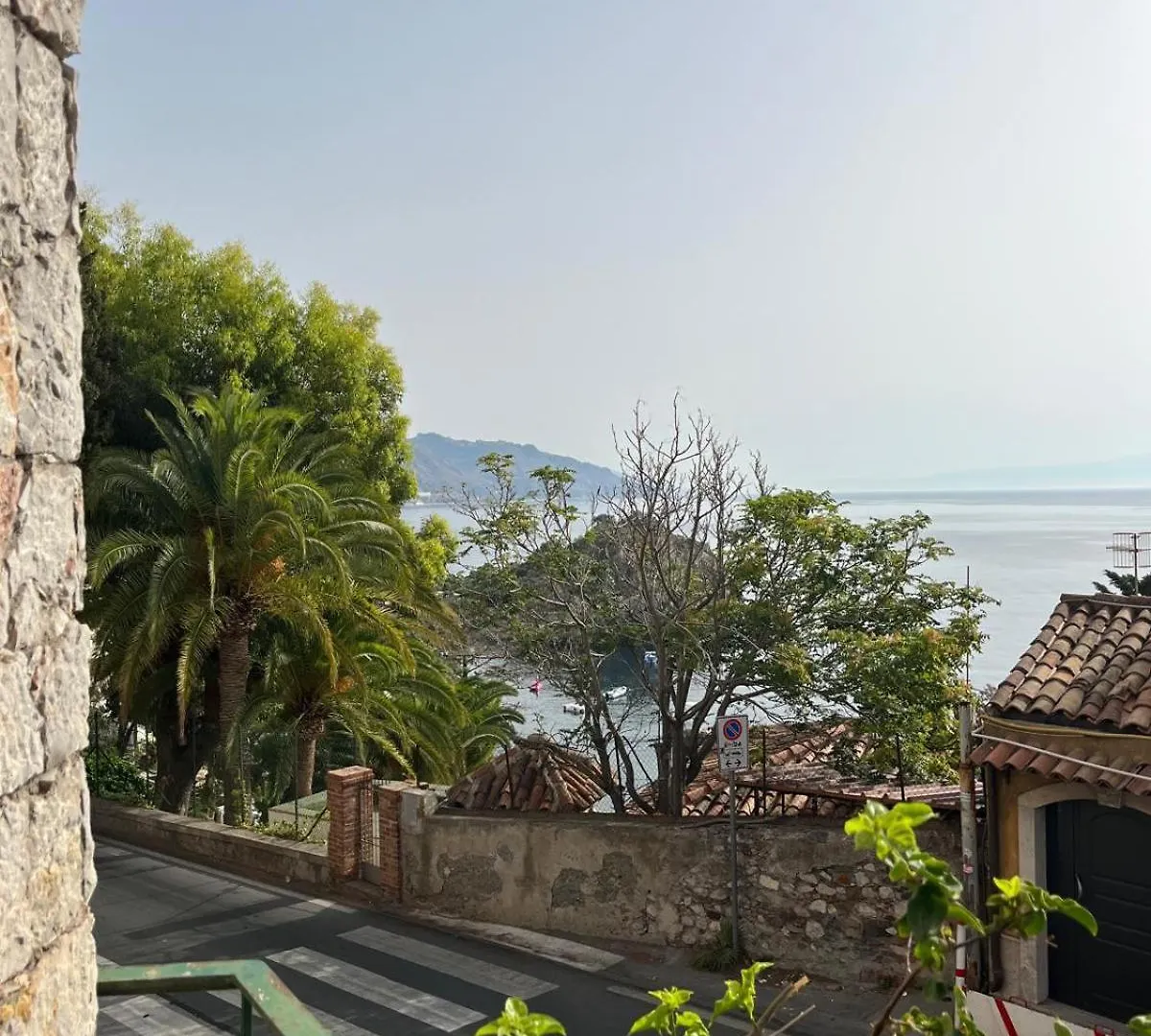 Coco Apartments Taormina Itália